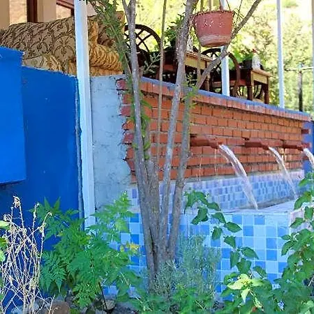 La Casita 2*